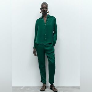 zara silk two piece set in hunter green size XL